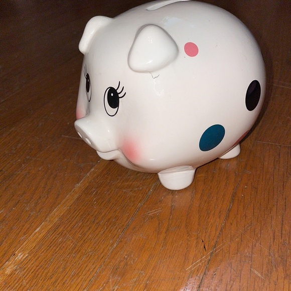 Polka dot girly piggy bank - Picture 2 of 6